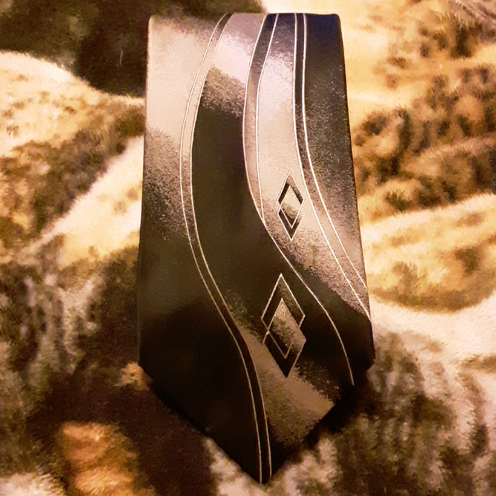 Used Croft & Barrow tie grey and black all silk